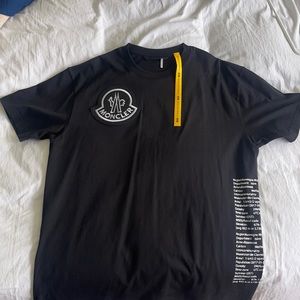 Moncler Genius men’s t-shirt.  Worn twice, great fit, looks great!!